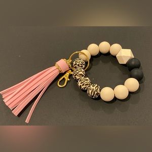 Silicone bead key chain!